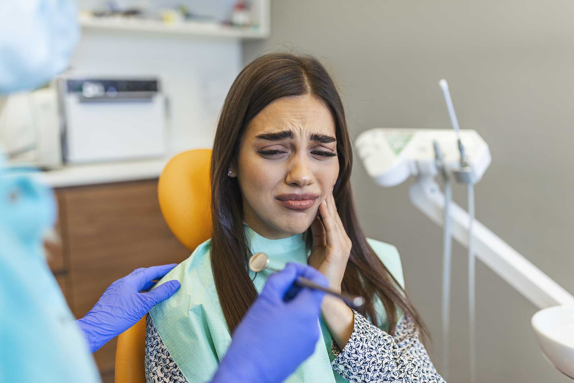 Risks of Root Canal Therapy - Dentists in Ormeau